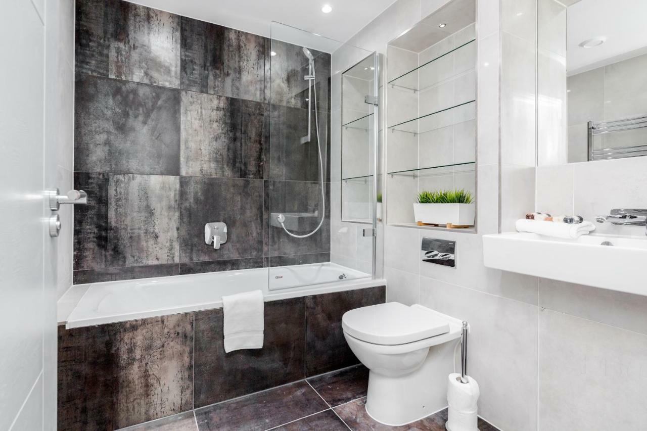 Roomspace Serviced Apartments- Walpole Court Ealing Eksteriør bilde
