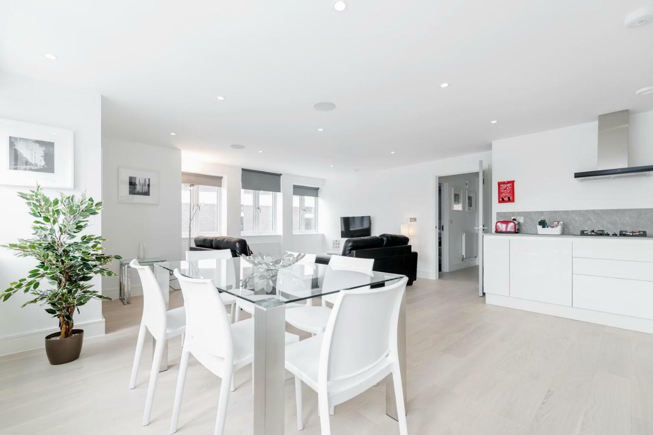 Roomspace Serviced Apartments- Walpole Court Ealing Eksteriør bilde